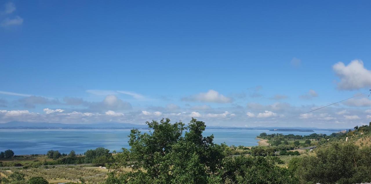 Poloturisticoumbria Rustico Con Piscina Vista Lago Passignano sul Trasimeno Exteriör bild